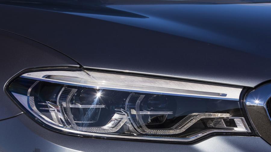 Детали экстерьера BMW 530e M Sport 2017 года  (AU) (фото 6 из 26)